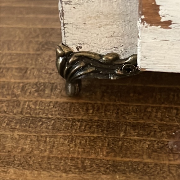 Jewelry Box. Bandsaw Box. Trinket box. One of a kind. Unisex. - Picture 11 of 12